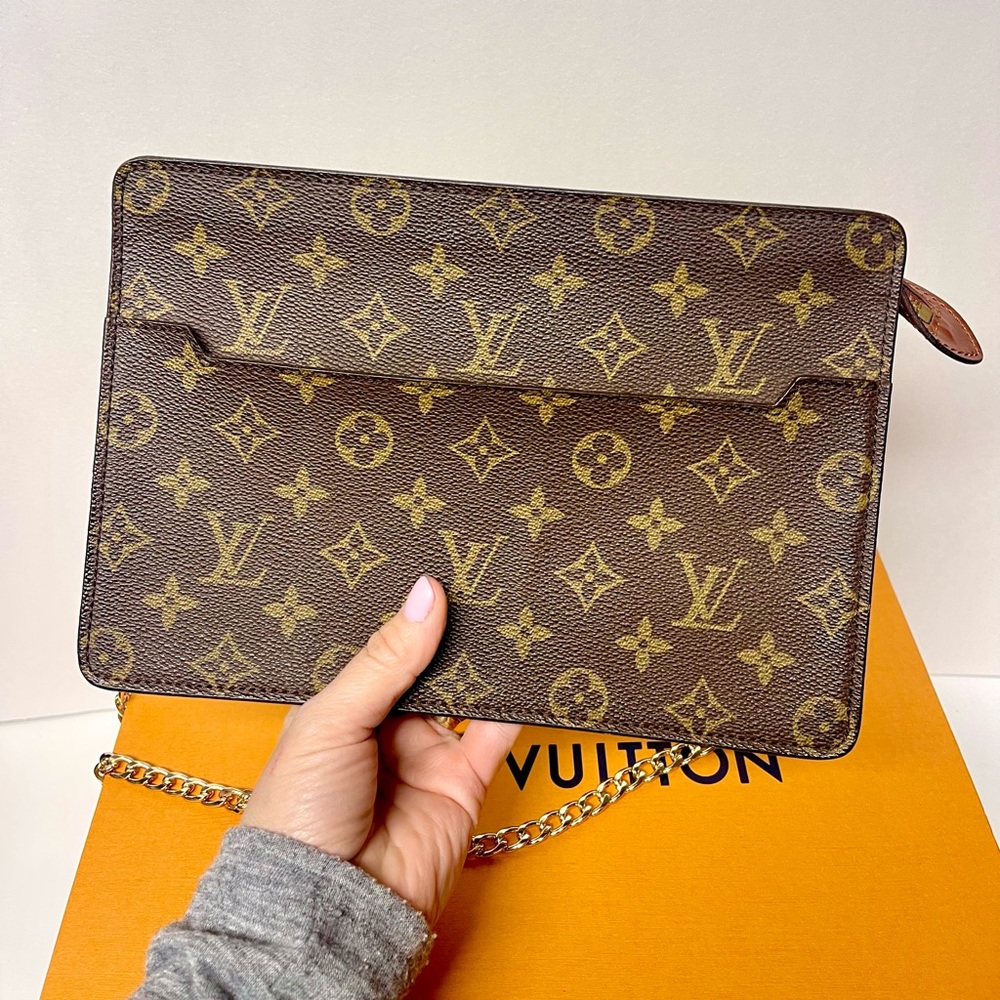 Authentic LOUIS VUITTON Homme Bag - Picture 4 of 16